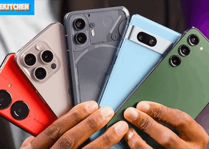 Smartphone : Alat Teknologi Modern Canggih Untuk Kehidupan